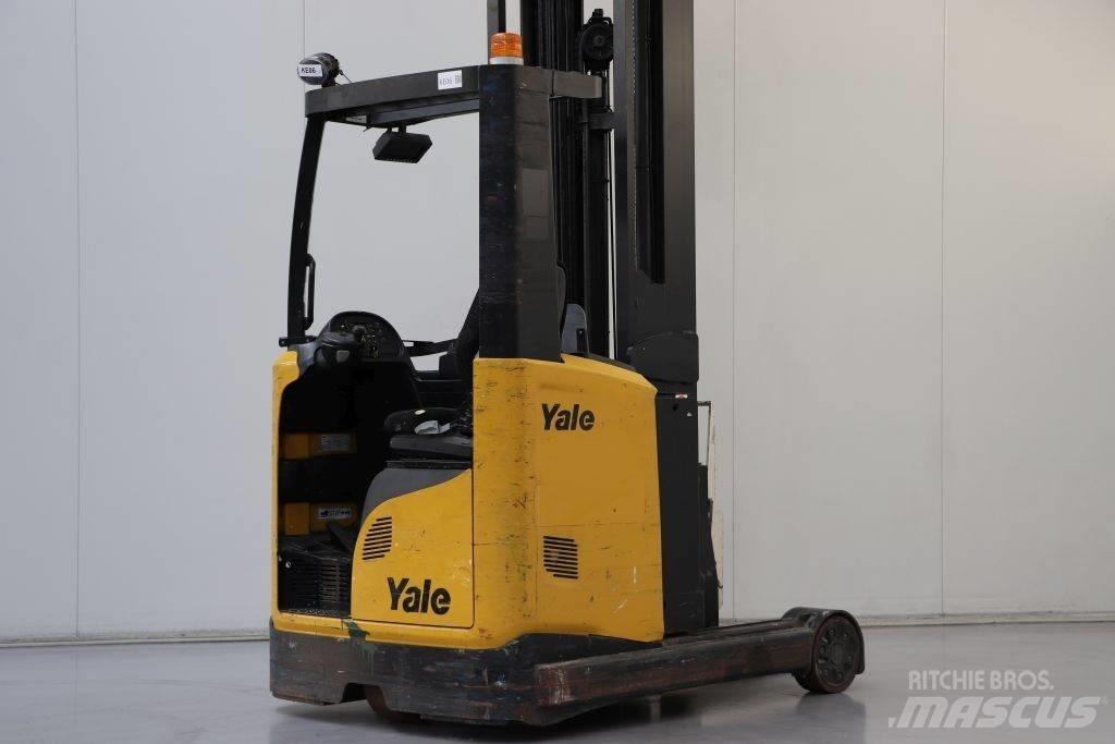 Yale MR20HD Montacargas de alcance de gran altura