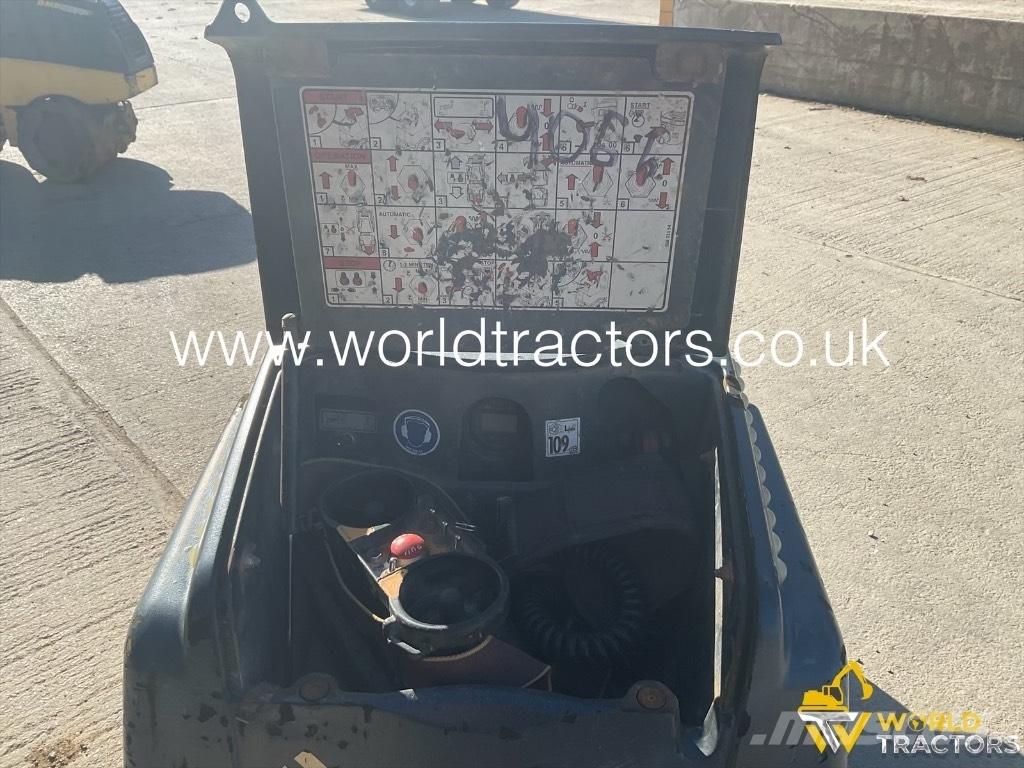 Bomag BMP 8500 Placas compactadoras