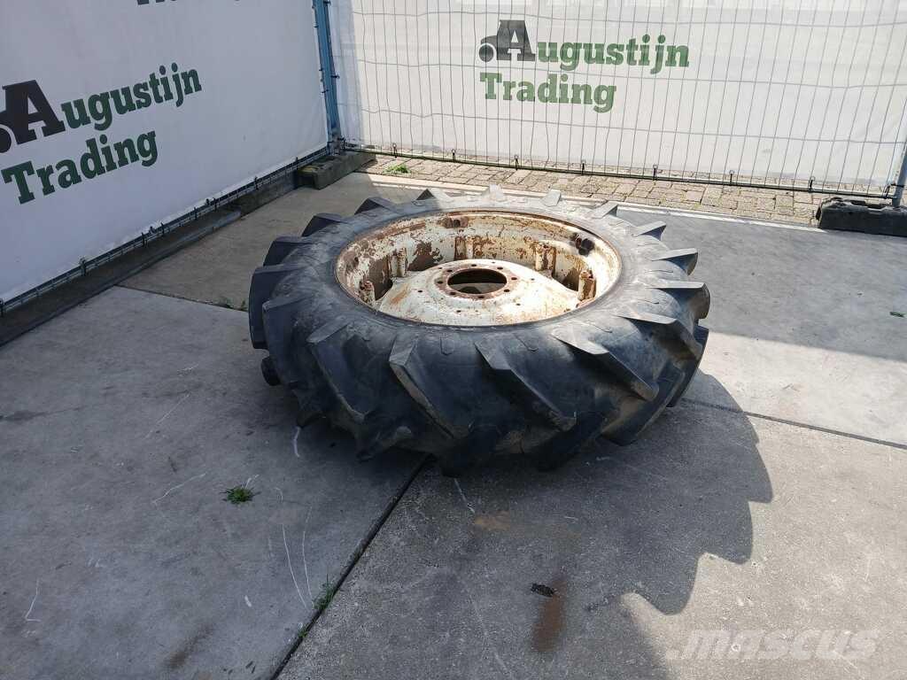 Renault 781-4 Tractores