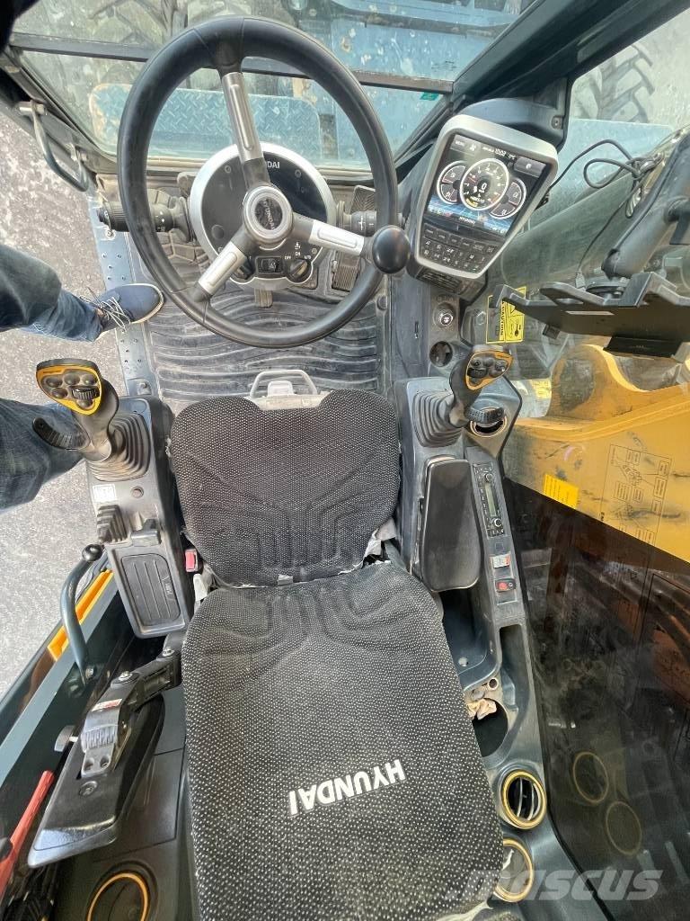 Hyundai HW 160 Excavadoras de ruedas