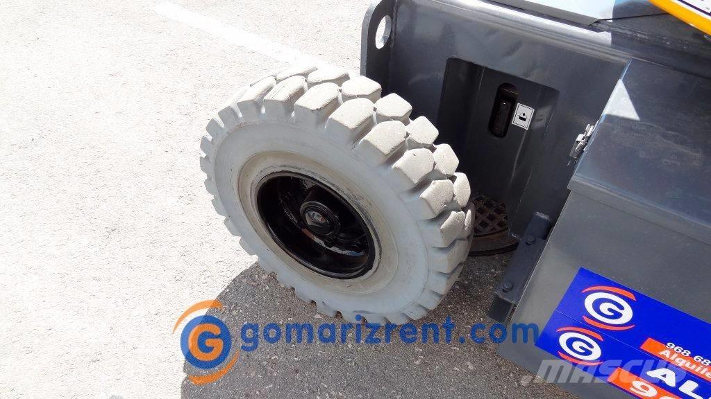 Haulotte HA 12 IP Plataformas con brazo de elevación manual