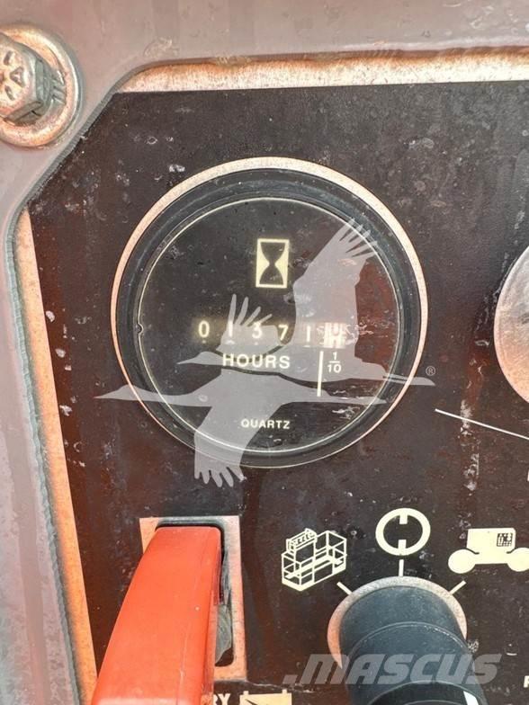 Genie Z30/20N Plataformas con brazo de elevación manual