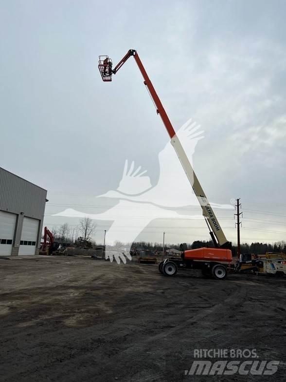 JLG 1350SJP Plataformas con brazo de elevación telescópico