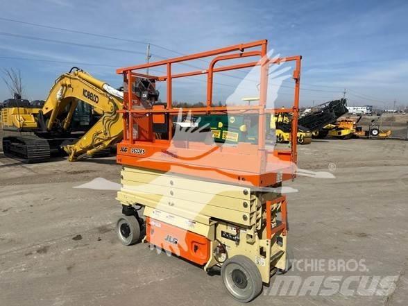 JLG 2632ES Plataformas tijera