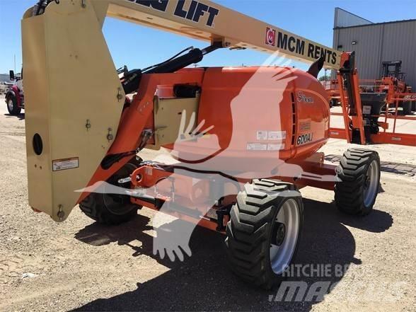 JLG 600AJ Plataformas con brazo de elevación manual