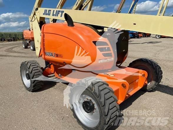 JLG 600AJ Plataformas con brazo de elevación manual