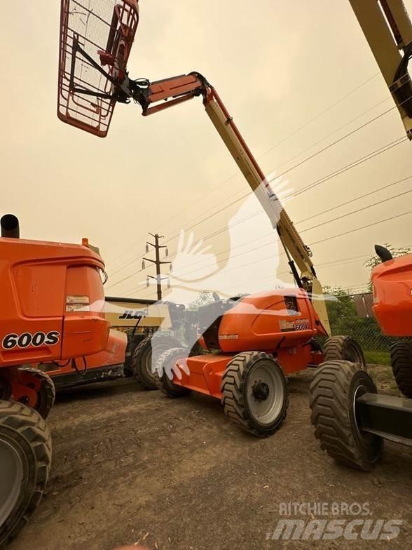 JLG 600AJ Plataformas con brazo de elevación manual