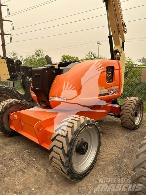 JLG 600AJ Plataformas con brazo de elevación manual