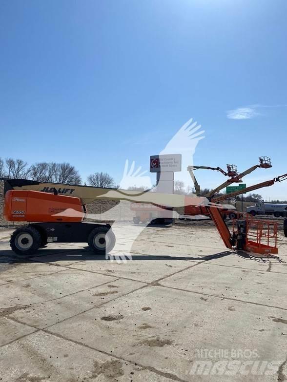 JLG 660SJ Plataformas con brazo de elevación telescópico