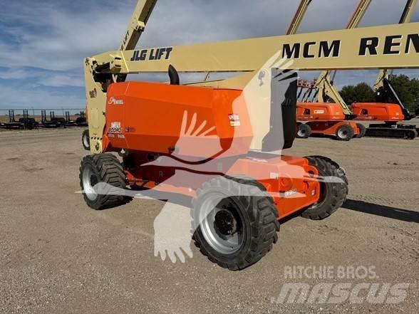 JLG 800AJ Plataformas con brazo de elevación manual