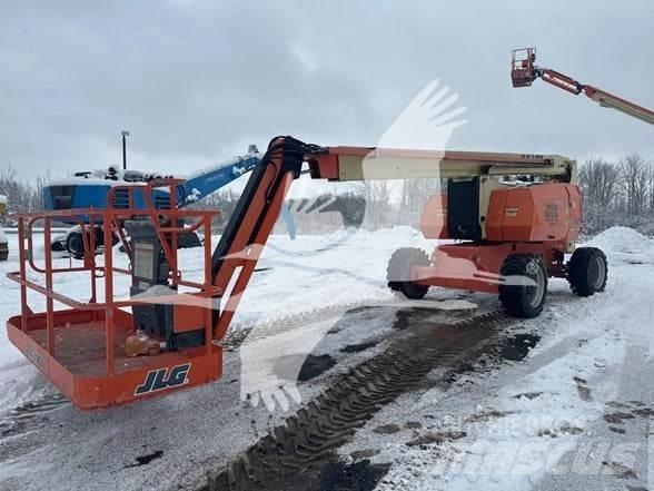 JLG 800AJ Plataformas con brazo de elevación manual