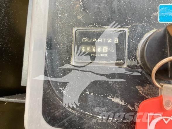 JLG 800S Plataformas con brazo de elevación telescópico