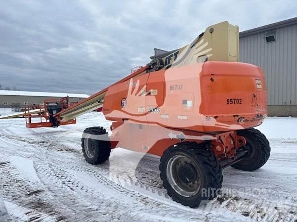 JLG 800S Plataformas con brazo de elevación telescópico