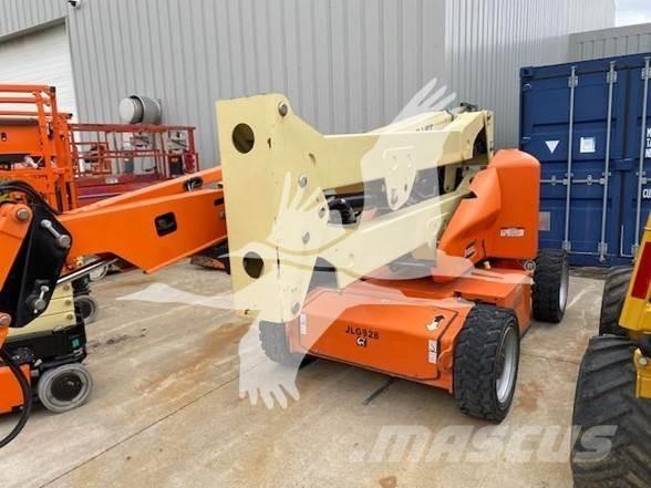 JLG E450AJ Plataformas con brazo de elevación manual