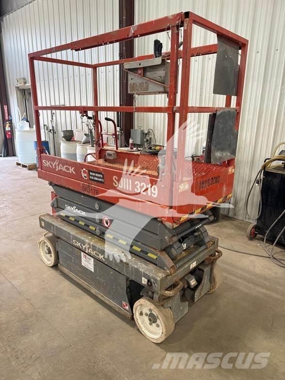 SkyJack SJ3219 Plataformas tijera