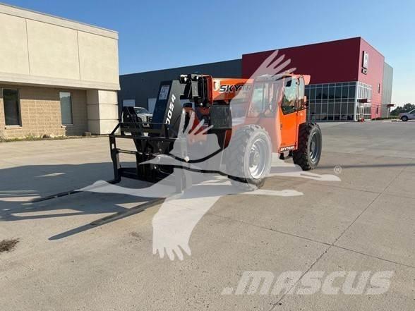 SkyTrak 10054 Carretillas telescópicas