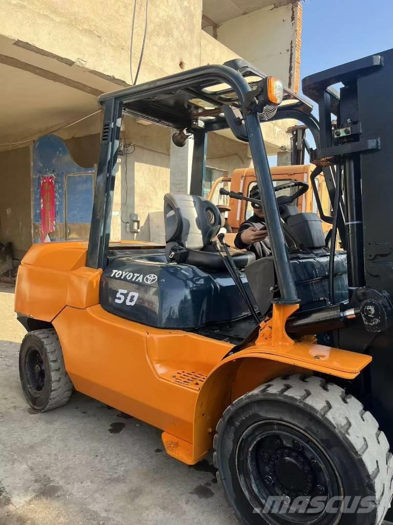 Toyota FD 50 Camiones diesel