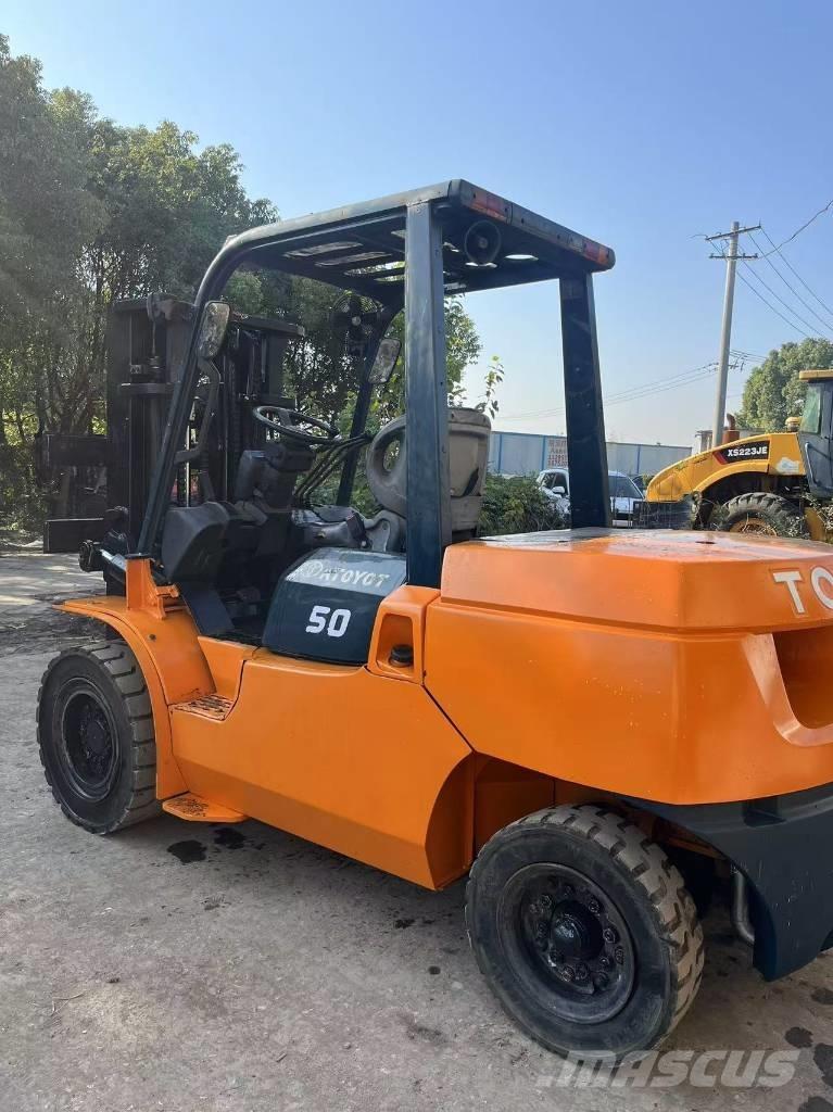 Toyota FD 50 Camiones diesel