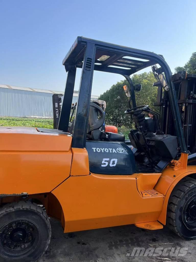 Toyota FD 50 Camiones diesel