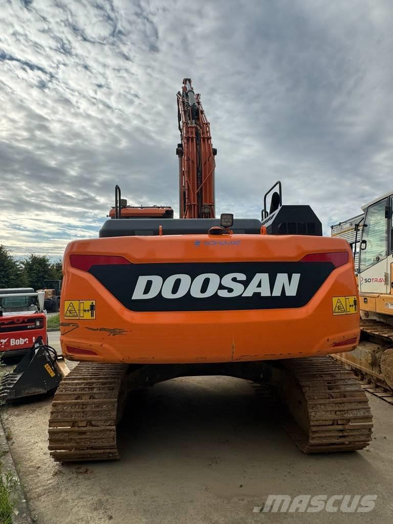 Doosan DX 225 LC-5 Excavadoras sobre orugas