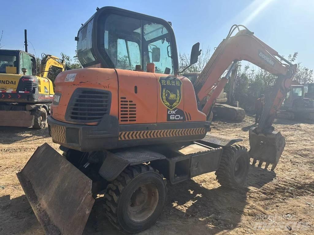 Doosan DX60W Miniexcavadoras