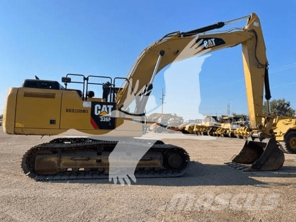 CAT D6T XL Buldozer sobre oruga