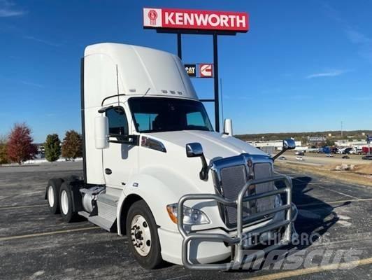 Kenworth T 680 Camiones tractor