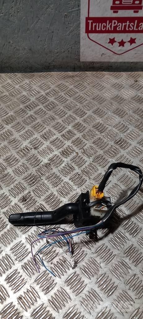 Scania R 440   1542529 Cabinas