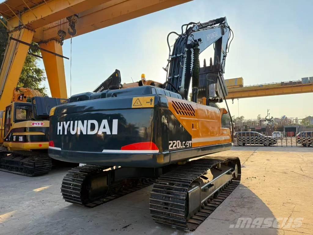 Hyundai R220LC-9S Excavadoras sobre orugas