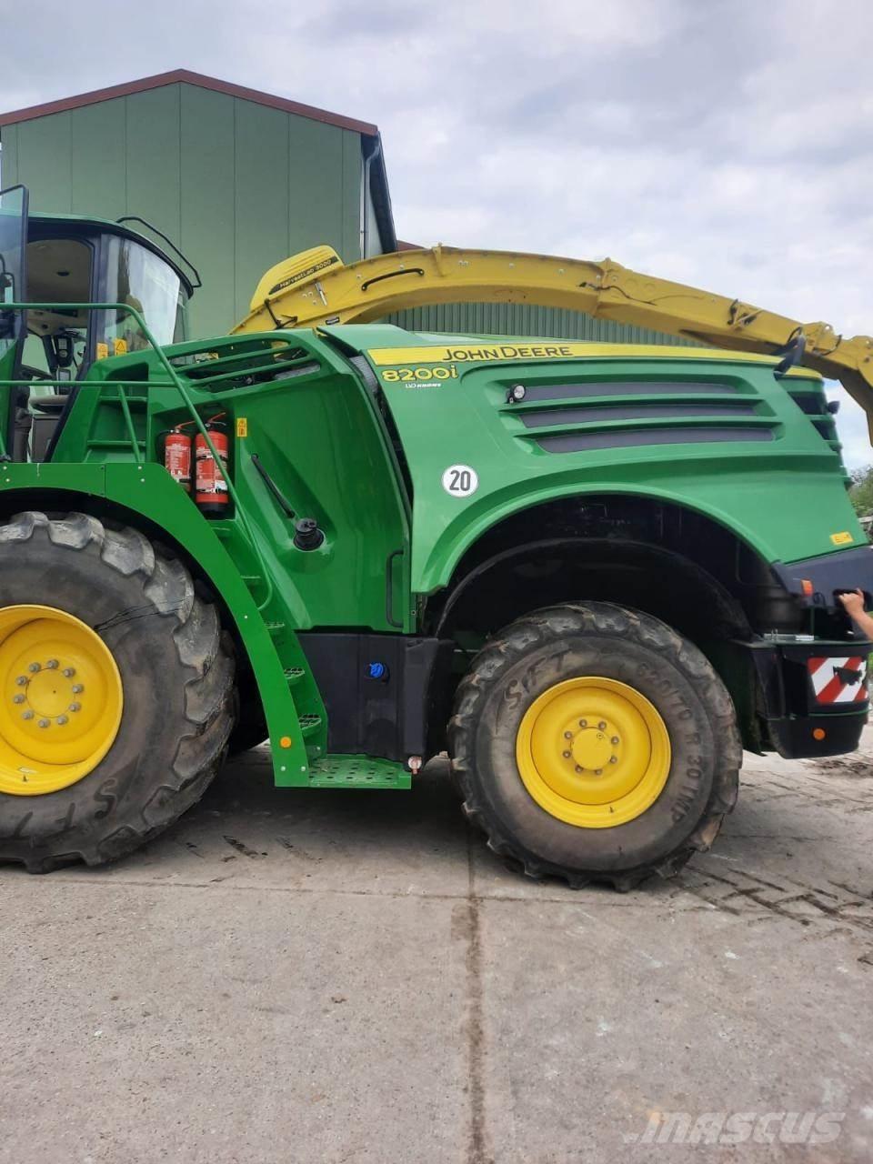 John Deere 8200 i Cosechadoras de forraje autopropulsadas