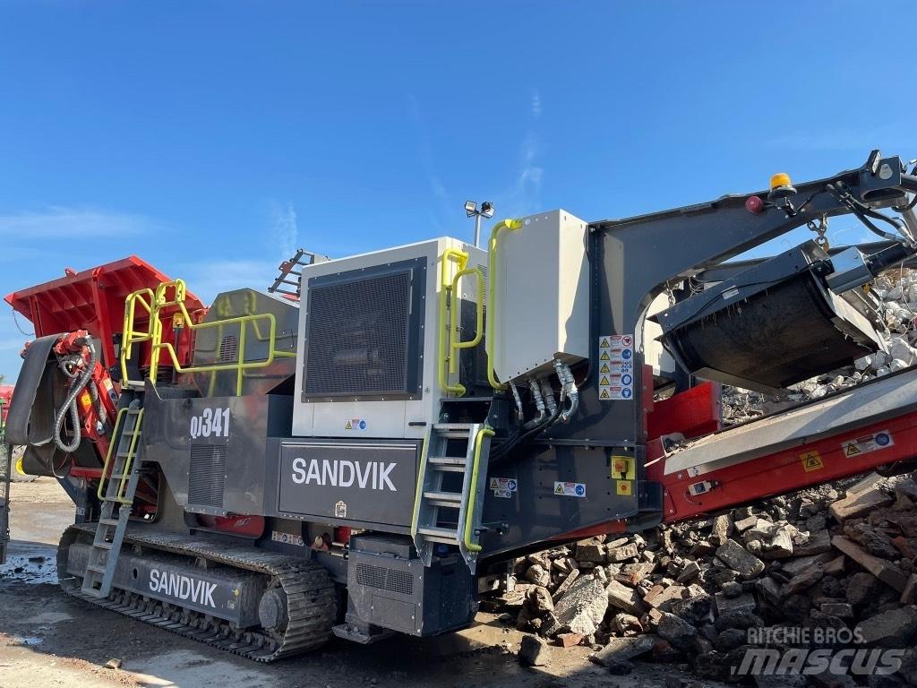 Sandvik QJ 341 Trituradoras móviles