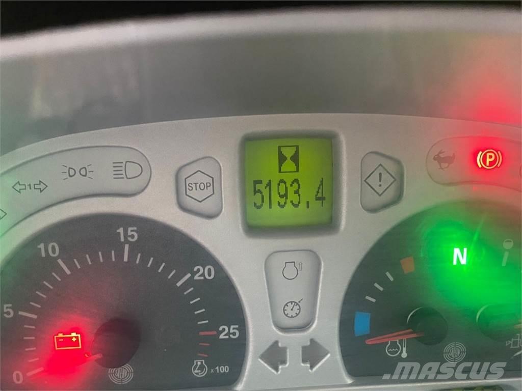 Steyr 6135 Profi Tractores