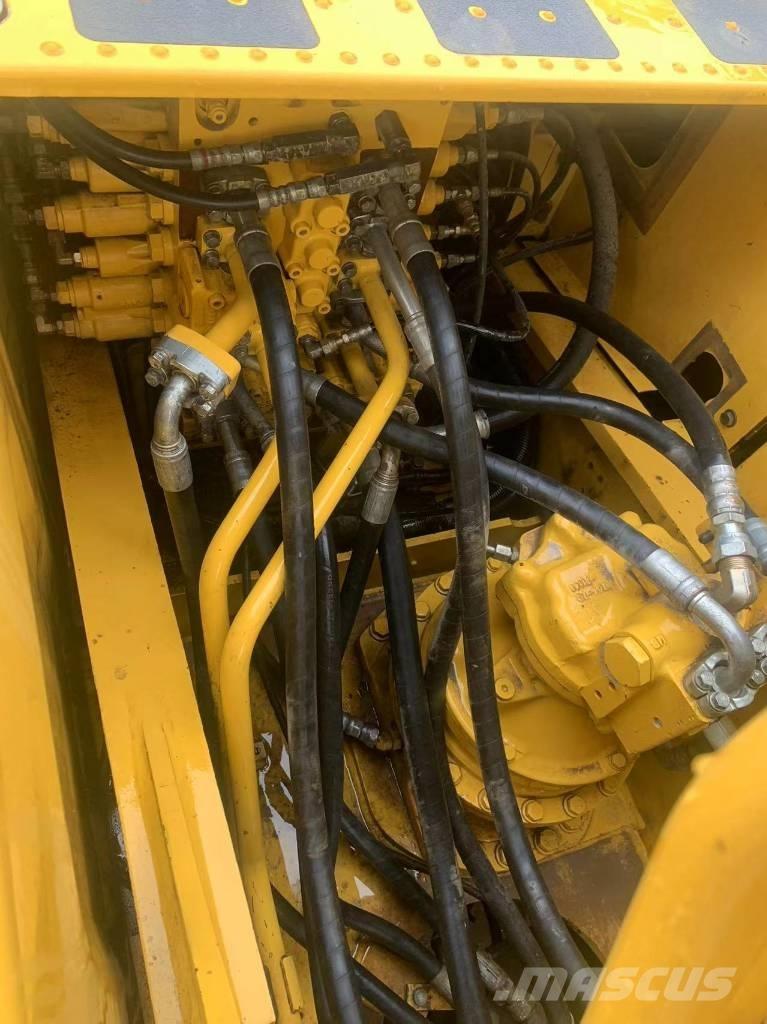 Komatsu PC 210-8 Excavadoras sobre orugas