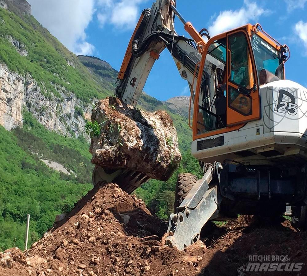 Euromach R125 Excavadoras anfibio