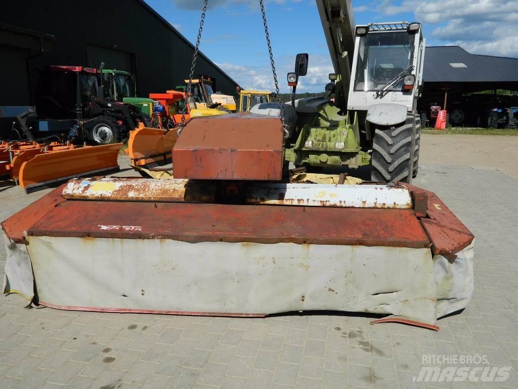 Kuhn 700F Podadoras