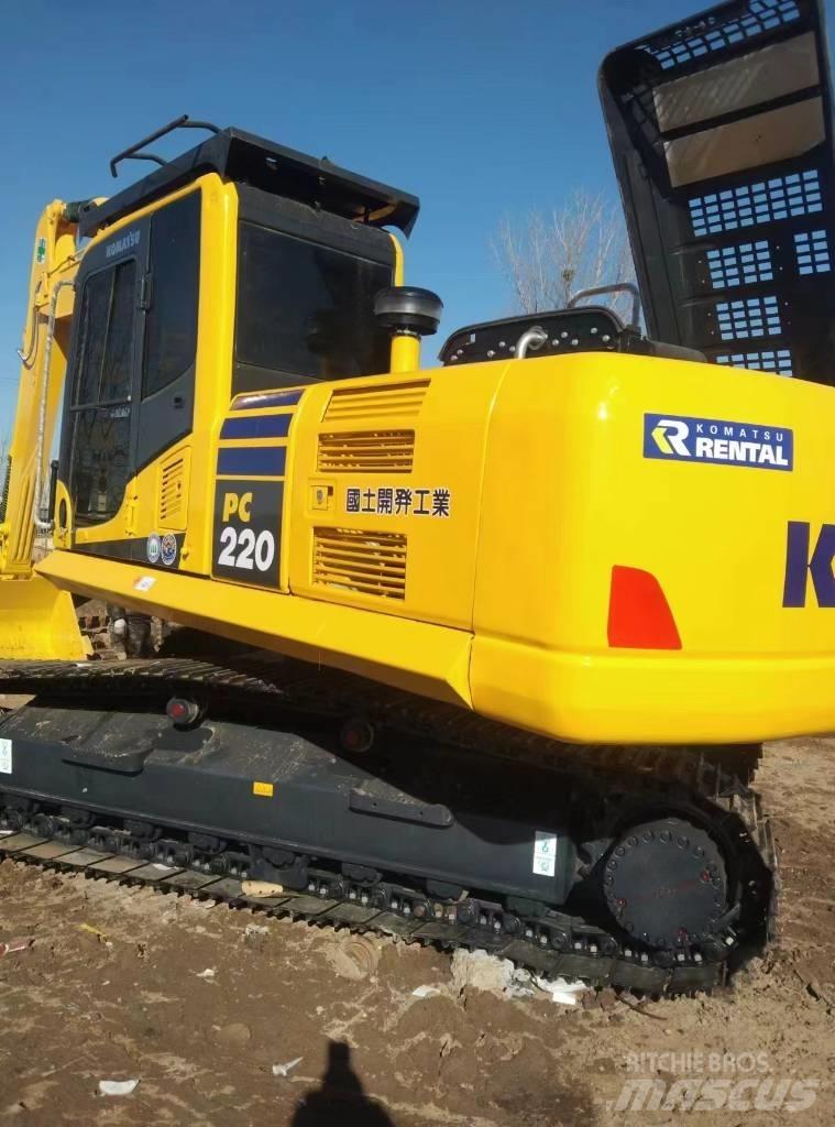 Komatsu 220-8 Excavadoras sobre orugas