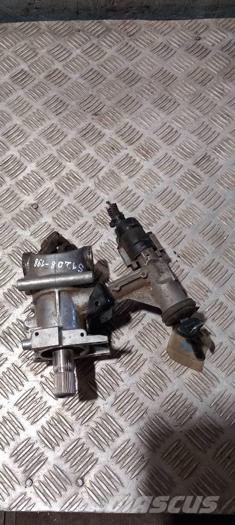 Scania 94 D.    1381796 Cabinas