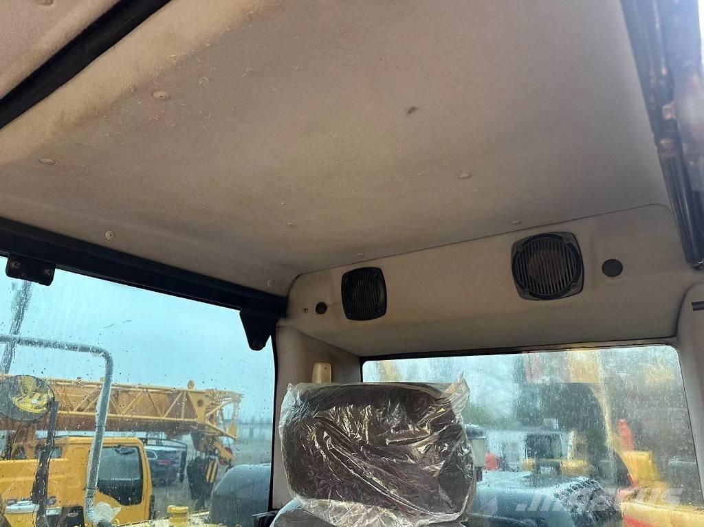 Komatsu PC 200-8 Excavadoras 7t - 12t