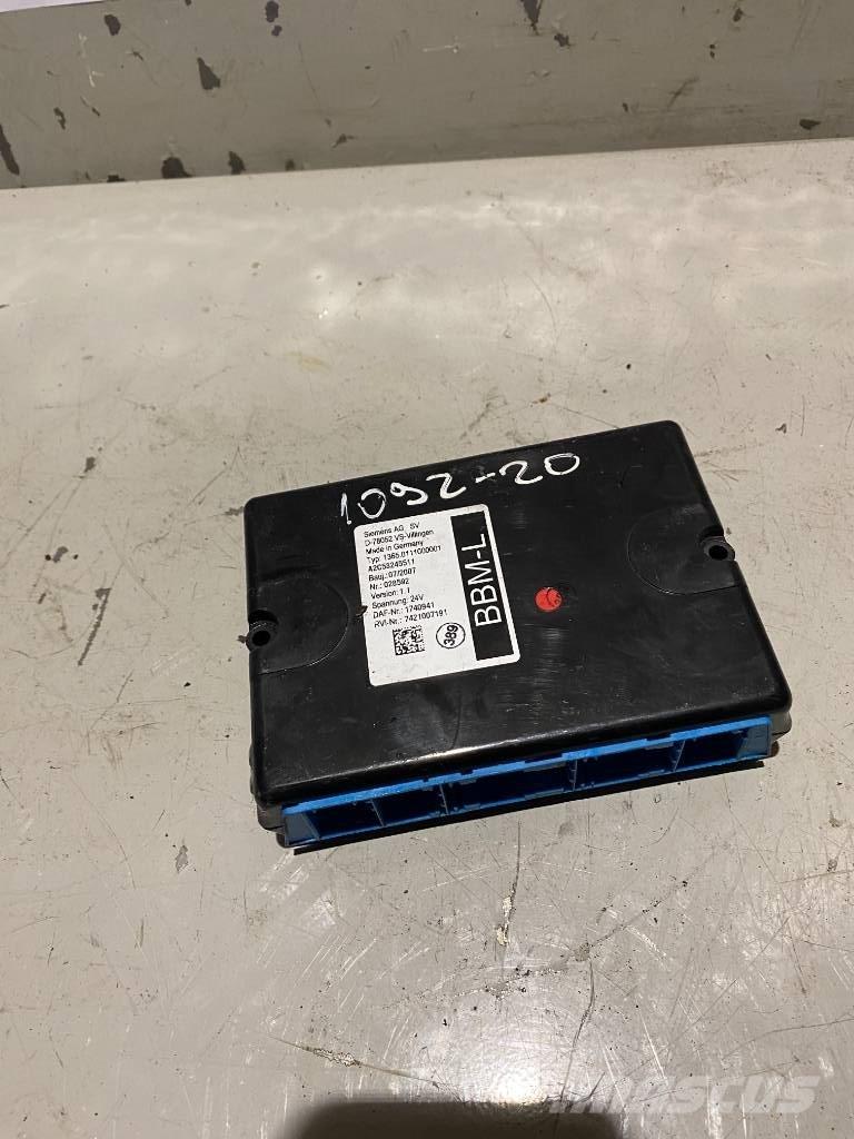 DAF XF 105.  1740941 Componentes electrónicos