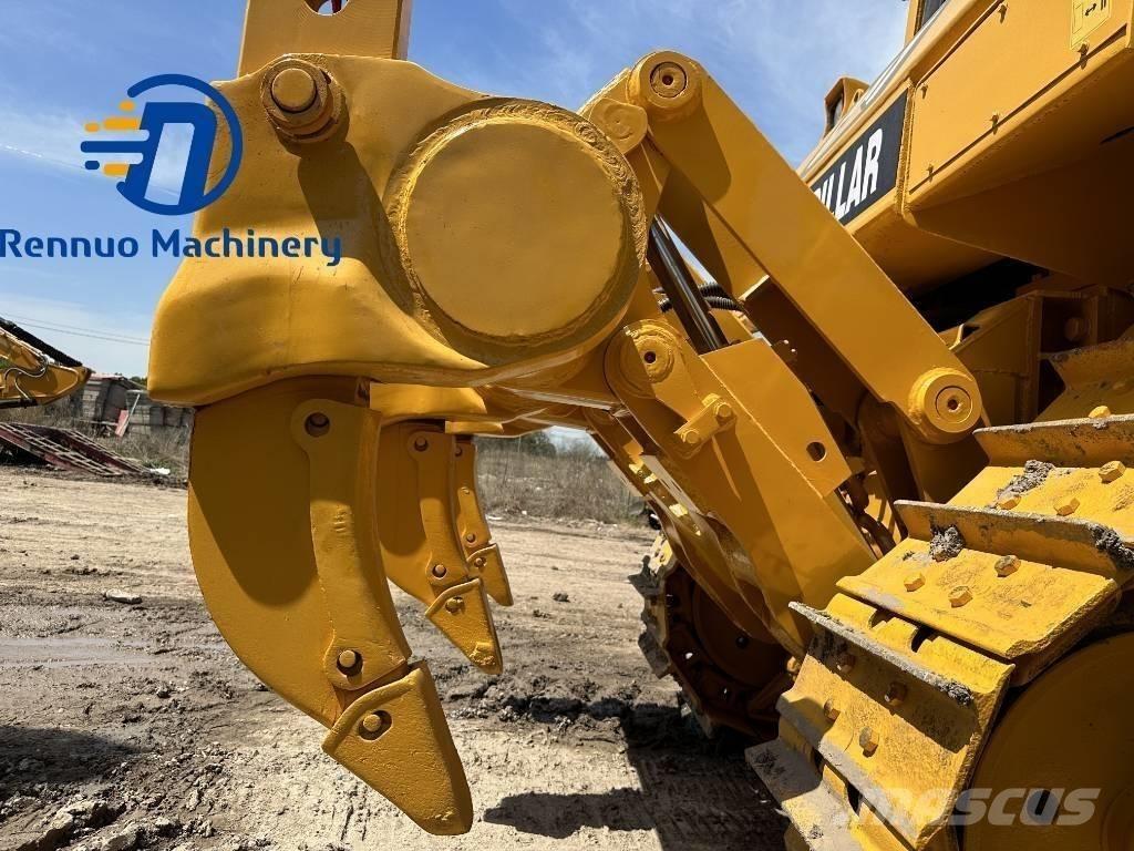 CAT D 8 R Buldozer sobre oruga