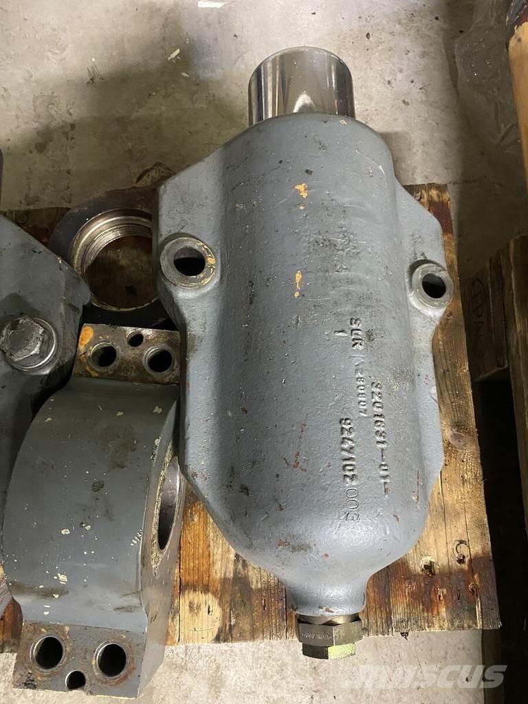 Liebherr A934C Hidráulicos