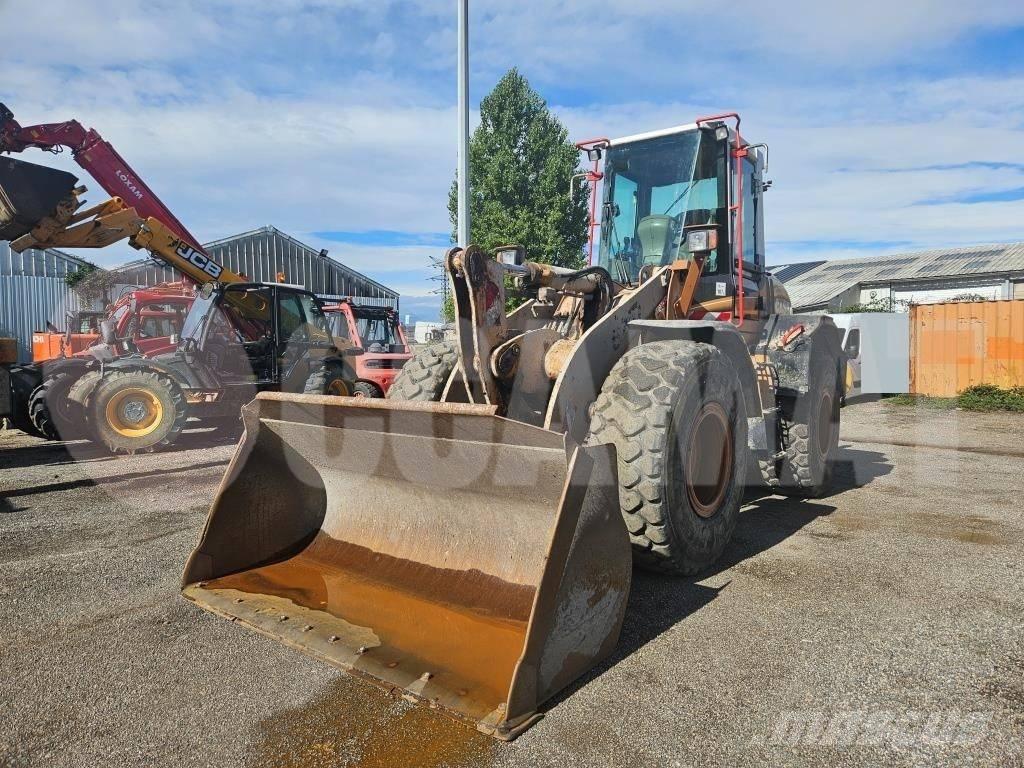 CASE 621 D Cargadoras sobre ruedas