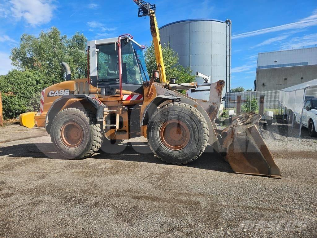 CASE 621 D Cargadoras sobre ruedas