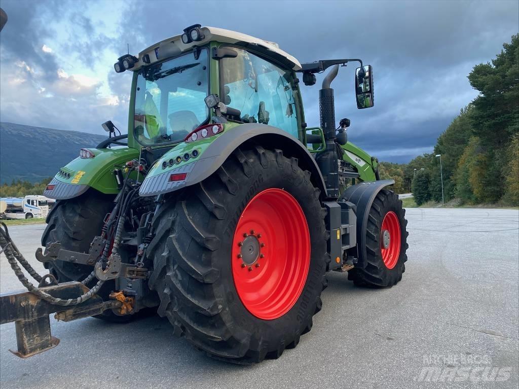 Fendt 724 Vario Tractores