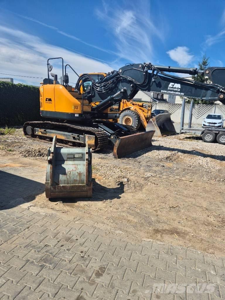 Hyundai HX 235 ALCR Excavadoras sobre orugas