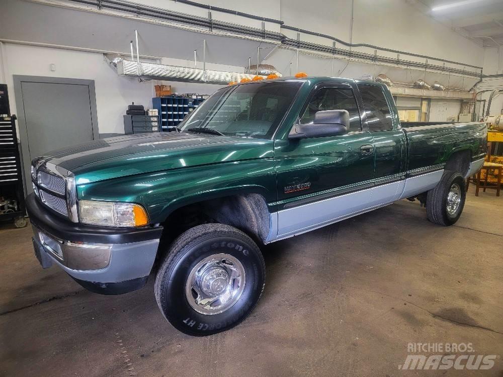 Dodge 2500 SLT Otros camiones