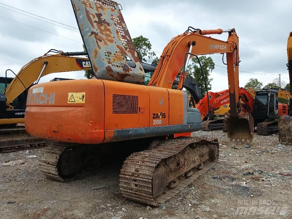 Hitachi ZX 200 Excavadoras sobre orugas