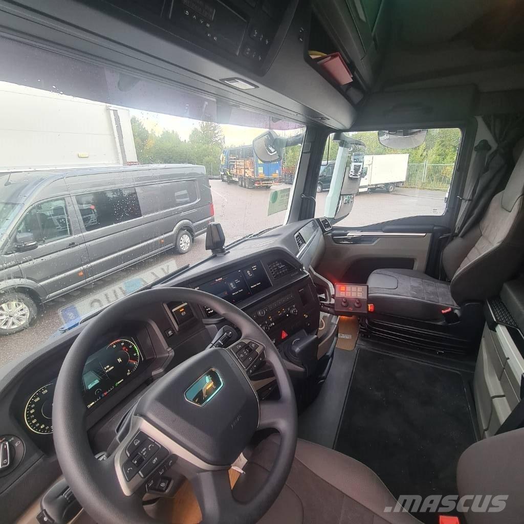 MAN TGX 35.510 8x4-4 Bañeras basculantes usadas