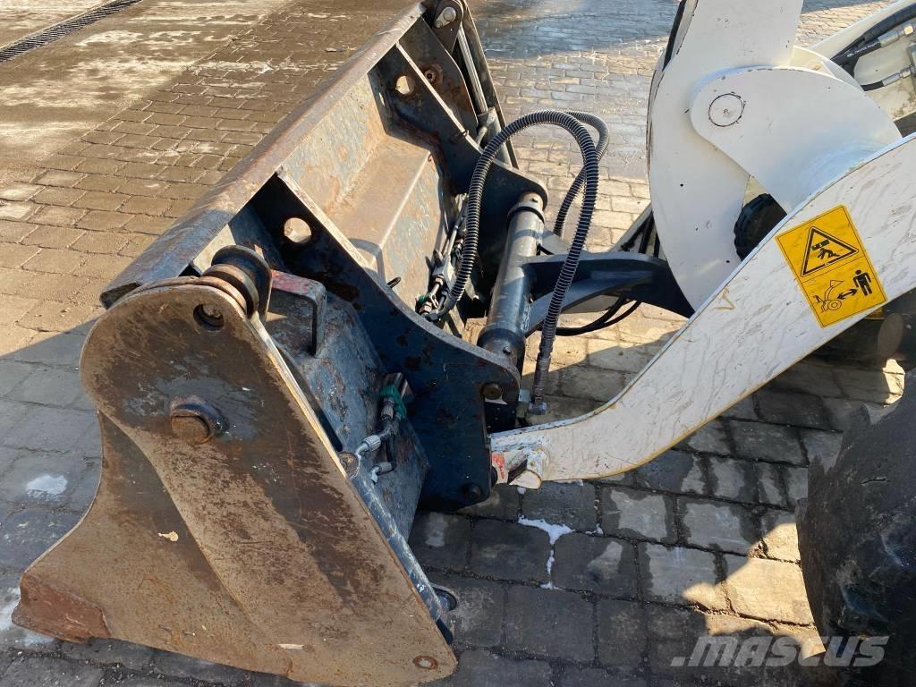 Komatsu WA 70-7 Cargadoras sobre ruedas