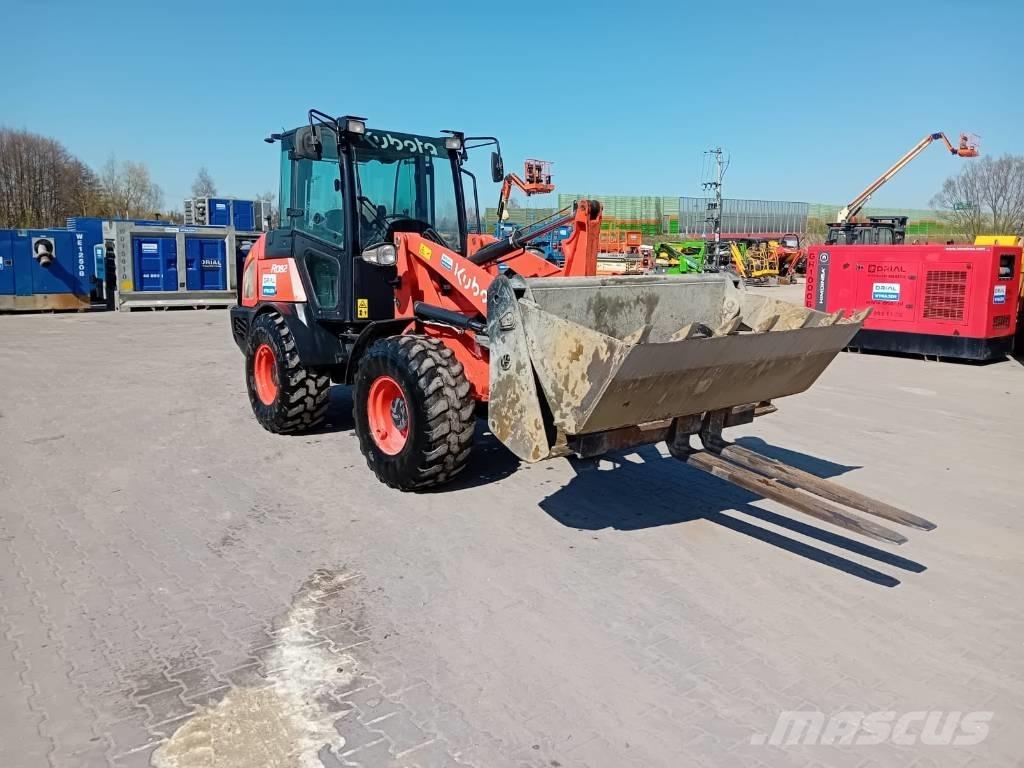 Kubota R 082 Cargadoras sobre ruedas